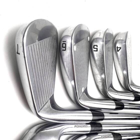 Cobra King Iron Set King CB/MB 2024 / 4-PW/ KBS $ Taper 120 Stiff Flex