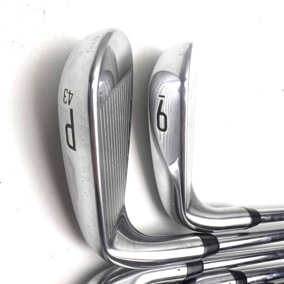 Titleist T300 2019 Irons / 6-PW / AMT Red R300 Regular Flex