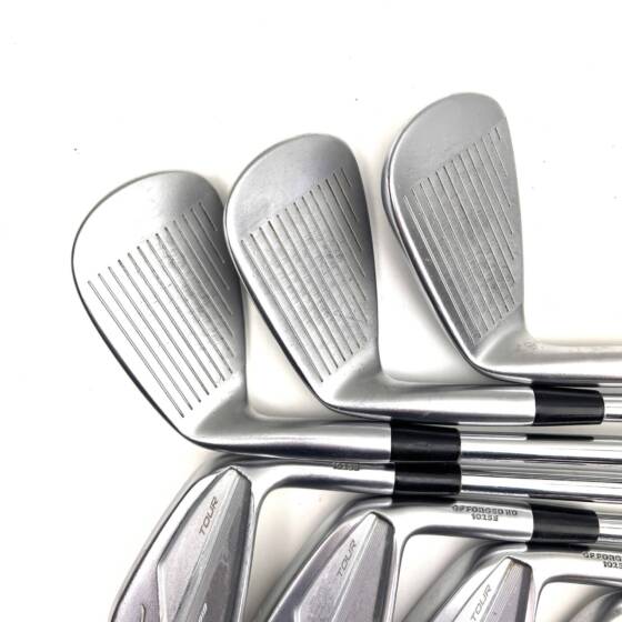 Mizuno JPX919 Tour Irons / 4-PW / Dynamic Gold 120 S300 Stiff Flex