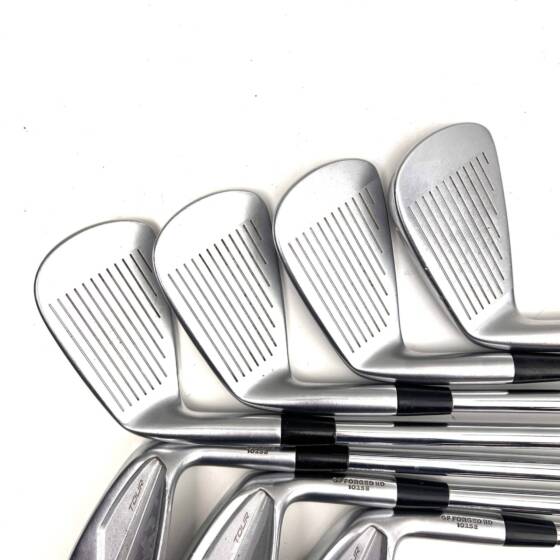 Mizuno JPX919 Tour Irons / 4-PW / Dynamic Gold 120 S300 Stiff Flex