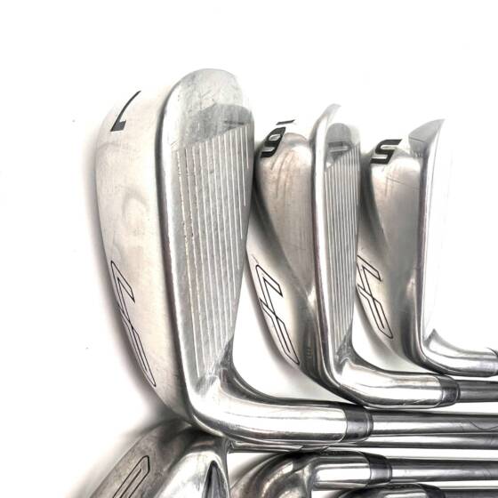 Wilson Launchpad 2020 Irons / 6-PW / Evenflow Regular Flex