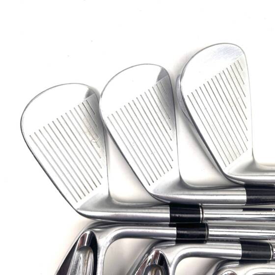 Srixon Z 785 Irons / 5-PW / N.S. Pro Modus 3 Tour 120 Stiff Flex