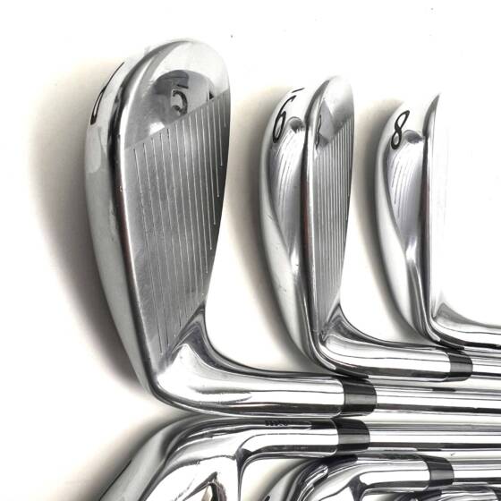Wilson D9 Forged Irons / 4-PW / Dynamic Gold 105 S300 Stiff Flex