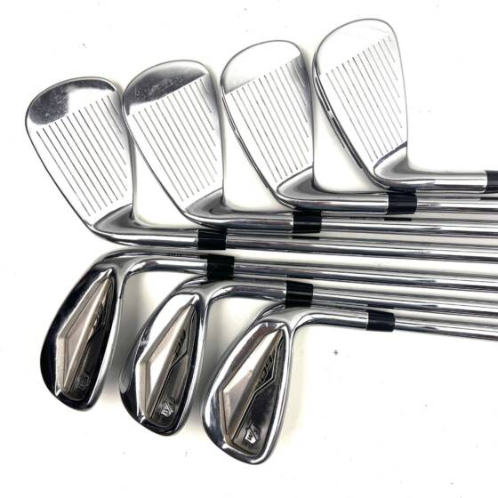 Wilson D9 Forged Irons / 4-PW / Dynamic Gold 105 S300 Stiff Flex