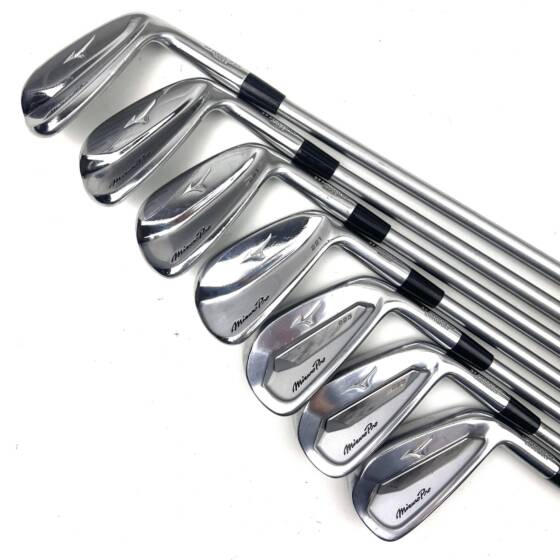 Mizuno Pro 221/223 Combo Irons / 4-PW / KBS Tour C-Taper 130 X-Stiff