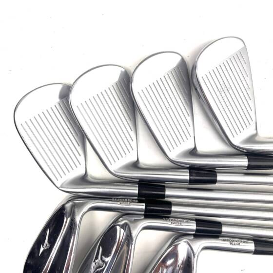 Mizuno Pro 221/223 Combo Irons / 4-PW / KBS Tour C-Taper 130 X-Stiff