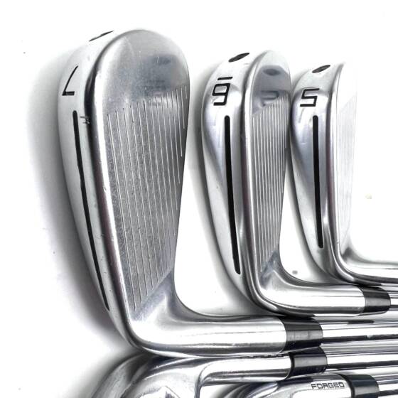 Taylormade P770/P7MC Combro Irons / 5-9 / N.S.Pro Modus 120 Stiff Flex