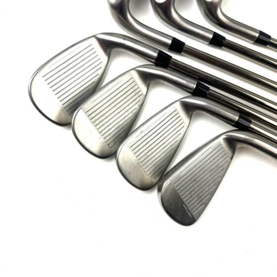 Left Handed Cobra DS-Adapt Irons / 6-SW + GW / Recoil ESX 480 Senior Flex