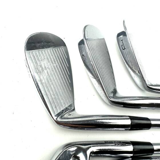 Mizuno MP-63 Irons / 4-PW / Dynamic Gold S300 Stiff Flex