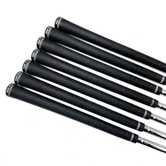 Mizuno MP-63 Irons / 4-PW / Dynamic Gold S300 Stiff Flex