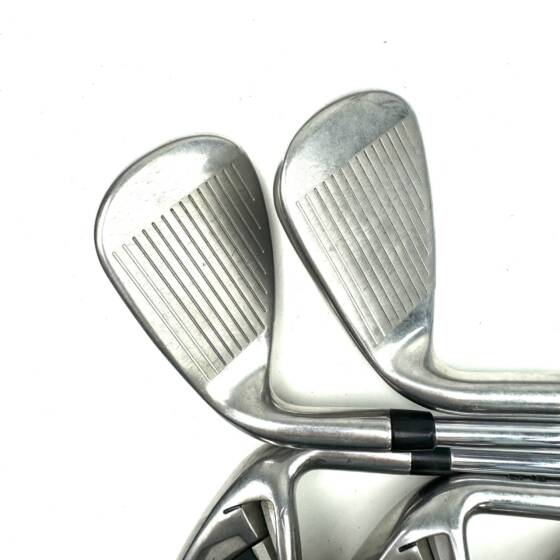 Callaway Rogue Irons / 6-PW / XP95 Regular Flex