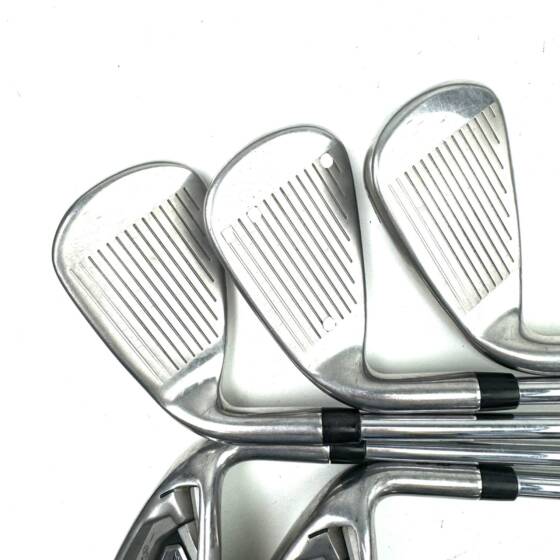 Callaway Rogue Irons / 6-PW / XP95 Regular Flex