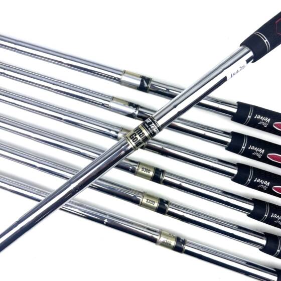 Titleist 718 CB/MB Combo Iron Set / 4-PW / Dynamic Gold S300 Stiff Flex