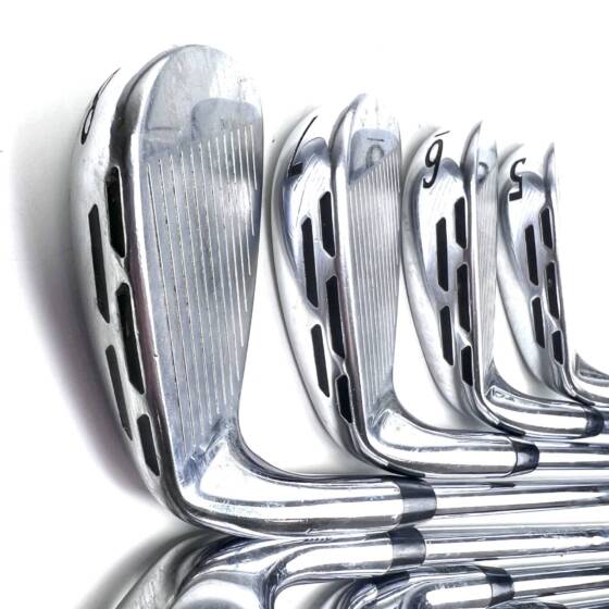 Wilson Staff D7 Forged Irons / 5-GW / KBS Regular Flex