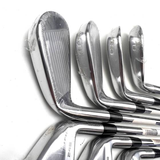 Mizuno Pro 245 Irons / 4-PW / Dynamic Gold R300 Regular Flex