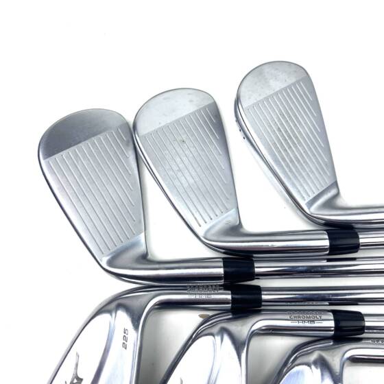 Mizuno Pro 225 Irons / 4-9 / Project X Stiff Flex