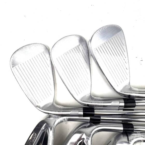 New Taylormade QI Irons / 5-PW / KBS MAX MT 85 Regular Flex