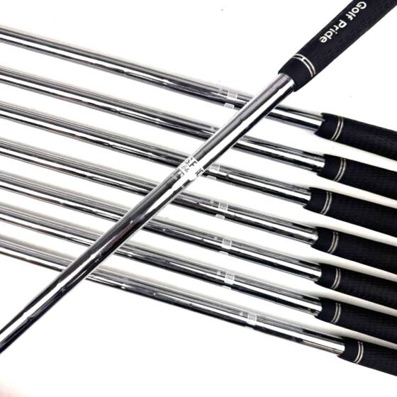 Taylomade M2 2017 Irons / 5-SW+AW / N.S. Pro Modus 840 Regular Flex