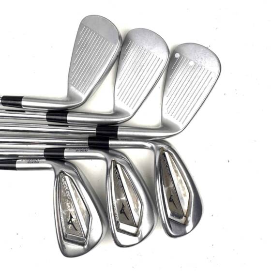 Left Handed Mizuno JPX 921 Hot Metal Irons / 5-PW / Dynamic Gold 105 R300 Regular Flex
