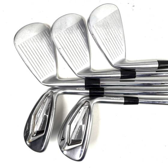 Mizuno JPX 919 Hot Metal Pro Irons / 6-PW / AMT White R300 Regular Flex
