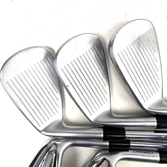 Mizuno JPX 919 Hot Metal Pro Irons / 6-PW / AMT White R300 Regular Flex