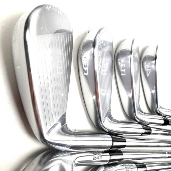 New Mizuno Pro 243 Irons / 4-PW / Dynamic Gold S300 Stiff Flex