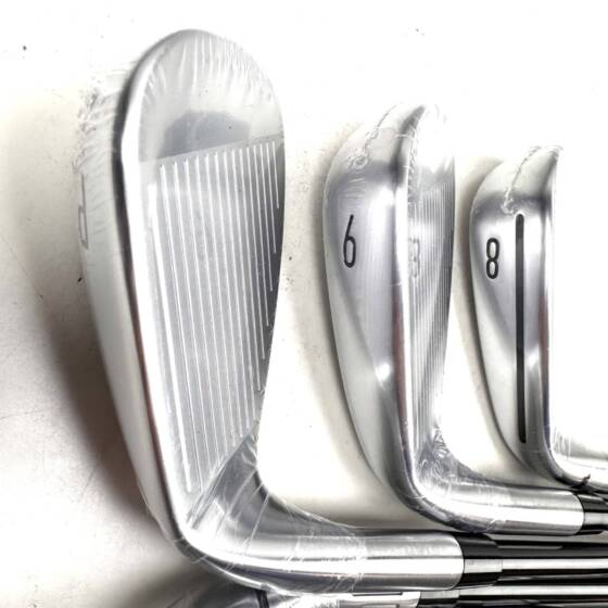 New Taylormade QI Irons / 5-PW / Ventus TR Regular Flex