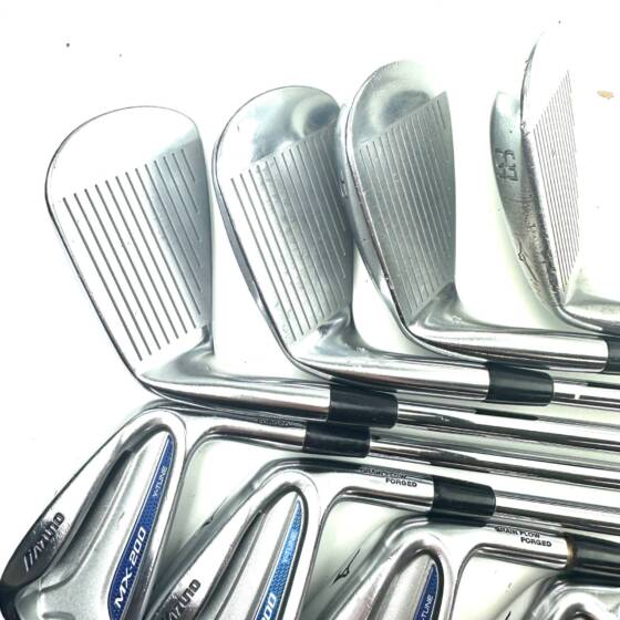 Mizuno MX-200 Irons / 4-PW+55 / Dynamic Gold R300 Regular Flex