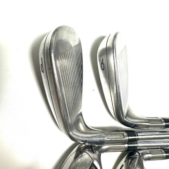 Taylormade M4 Irons / 7-PW / N.S. Pro 840 Regular Flex