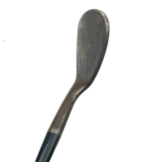 Cleveland Tour Action 900 Gap Wedge / 48 Degree / Dynamic Gold Wedge Flex