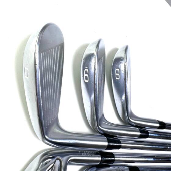 Mizuno JPX 923 Forged Irons / 5-PW / Dynamic Gold 120 X100 X-Stiff Flex