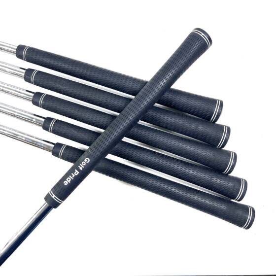 Mizuno JPX 923 Forged Irons / 5-PW / Dynamic Gold 120 X100 X-Stiff Flex