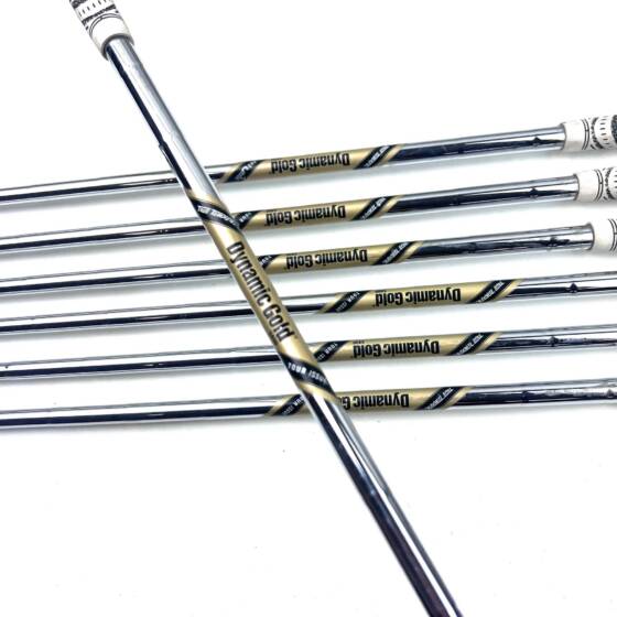 Wilson Staff D9 Irons / 5-PW + GW / Dynamic Gold Tour Issue S300 Stiff Flex