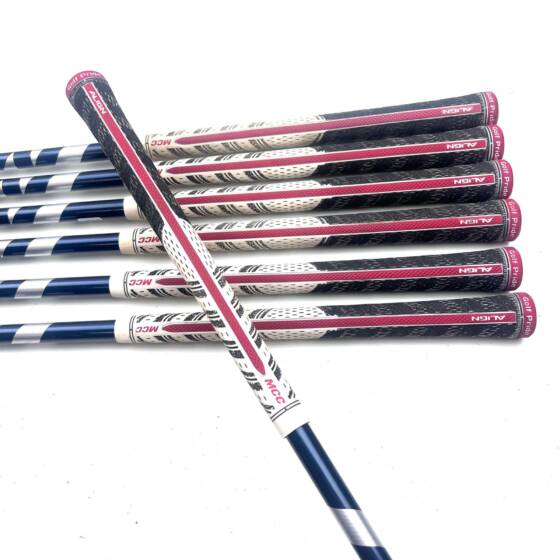 Taylormade Sim Max Irons / 6-SW+AW / Ventus 5 Senior Flex