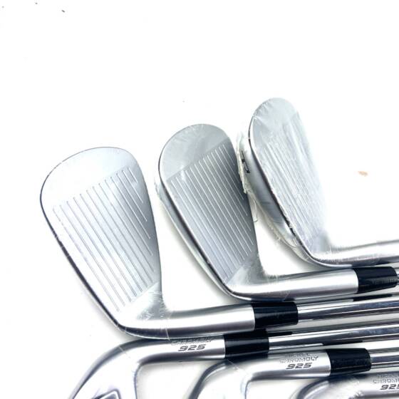 Mizuno JPX 925 Hot Metal Pro Irons / 5-PW / Dynamic Gold 105 S300 Stiff Flex