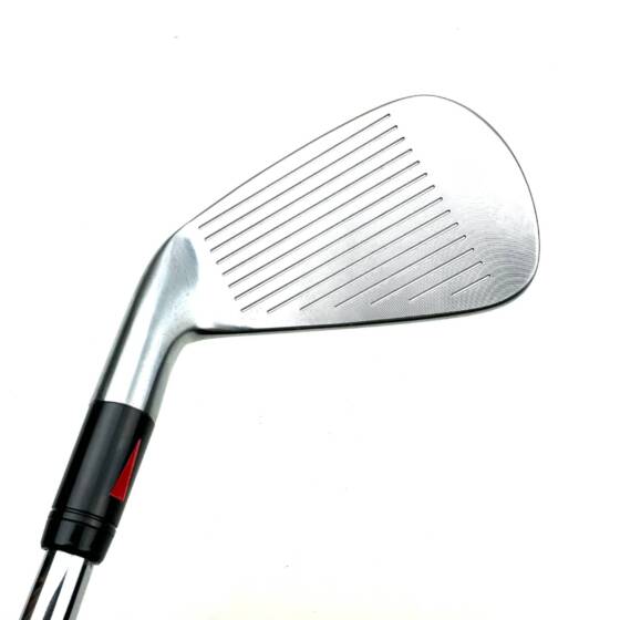 DEMO Taylormade P7MC 7 Iron / 32 Degree / Dynamic Golf 95 Regular Flex / 2 Degree Flat