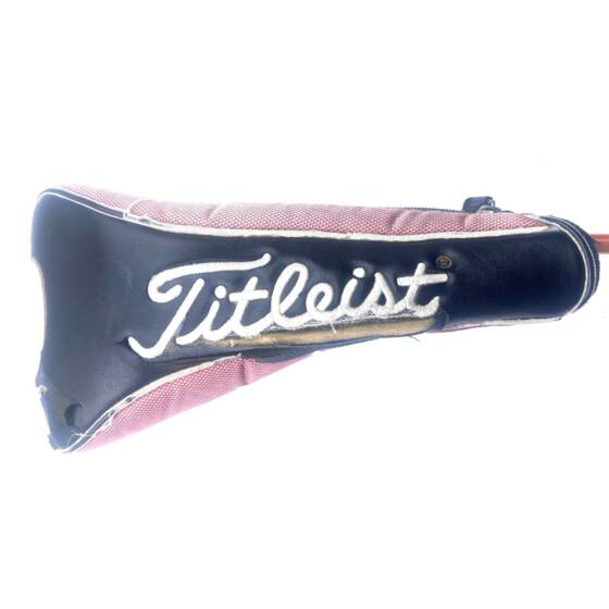 Titleist 907 D2 Driver / 9.5 Degree / Proforce V2 Stiff Flex