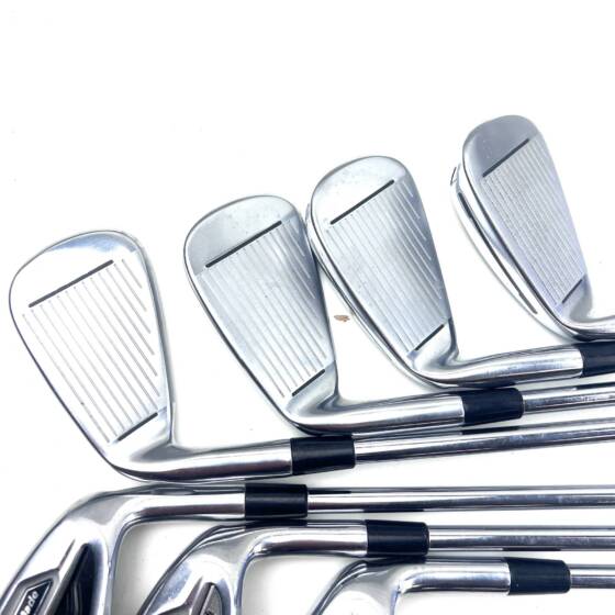 Taylormade RSi2 Irons / 4-PW / KBS Tour 105 Regular Flex