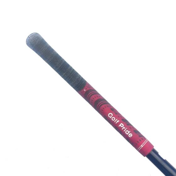 Titleist 907 D2 Driver / 9.5 Degree / UST Gold 65 Stiff Flex