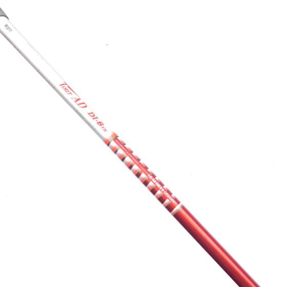 Taylormade Sim2 Max D Driver / 9 Degree / Tour-AD DI 6 Tour X-Stiff Flex