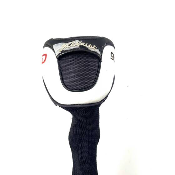 Titleist 910 D2 Driver / 10.5 Degree / Diamana Regular Flex