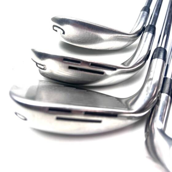Wilson Staff D9 Irons / 5-PW + GW / Dynamic Gold Tour Issue S300 Stiff Flex