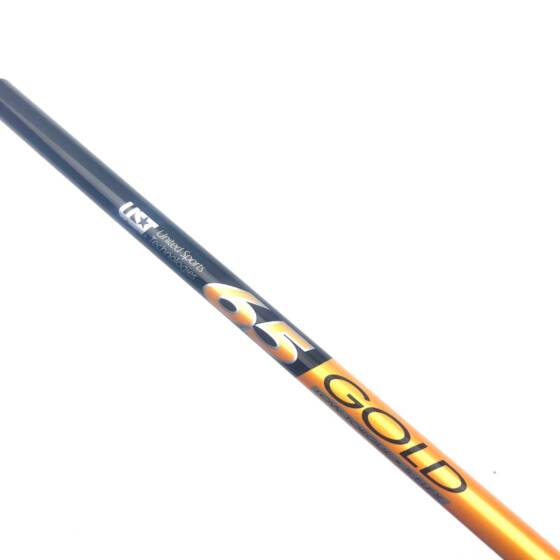 Titleist 907 D2 Driver / 9.5 Degree / UST Gold 65 Stiff Flex