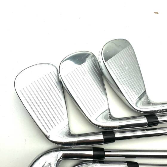 New Callaway Elyte Irons / 5-PW / Vector 80 Regular Flex
