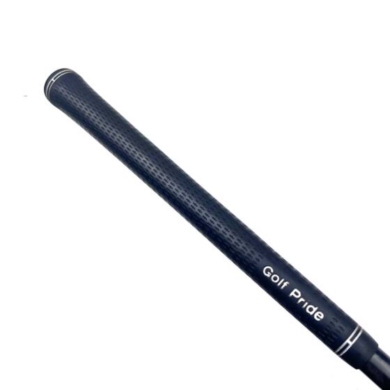 Taylormade R11 Driver / 9 Degree / Fujikura Blur 60 Stiff Flex