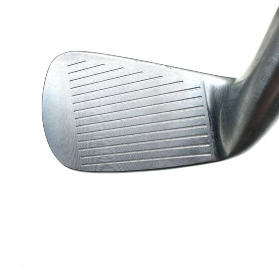 DEMO Taylormade P7MC 7 Iron / 32 Degree / Dynamic Golf 95 Regular Flex / 2 Degree Flat