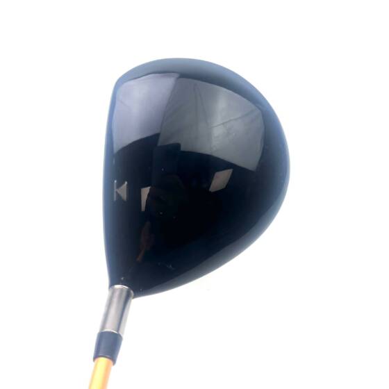 Titleist 907 D2 Driver / 9.5 Degree / UST Gold 65 Stiff Flex