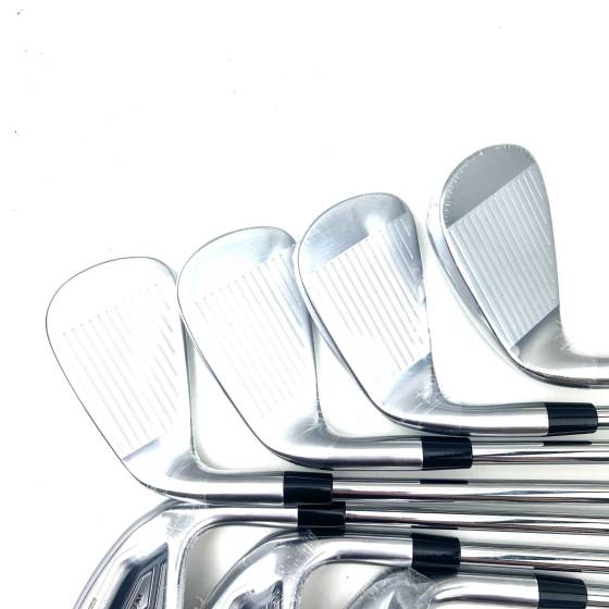 New Callaway Quantum Max Irons / 5-SW / KBS Max 90 Regular Flex