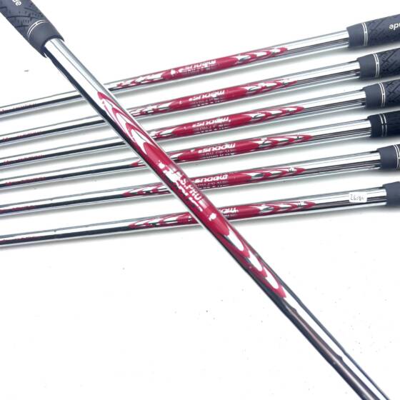 Taylormade Stealth Irons / 4-PW / N.S. Pro Modus3 Tour 120 Stiff Flex