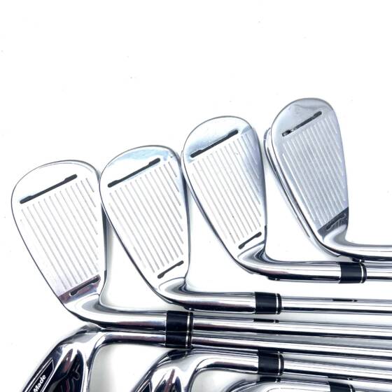 Taylormade RSi 1 Irons / 4-SW / True Temper Reax Regular Flex